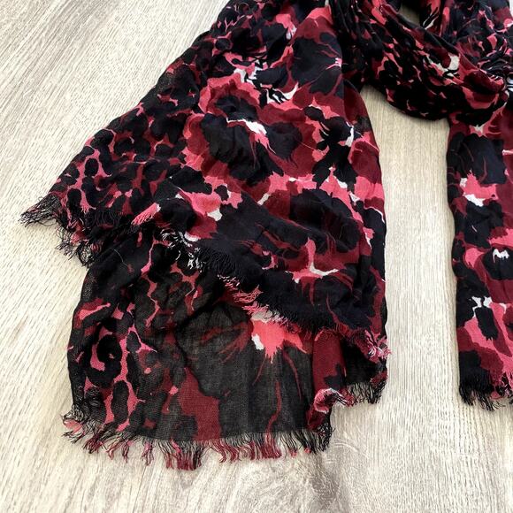 Talbots red and black floral-print Viscose Scarf, shawl, wrap with Fringe - Picture 5 of 11